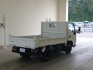ISUZU ELF 2011