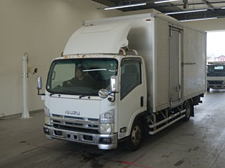 ISUZU ELF 2009