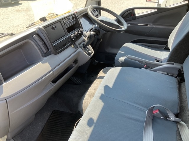 MITSUBISHI CANTER 2013