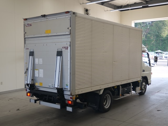 MITSUBISHI CANTER 2013