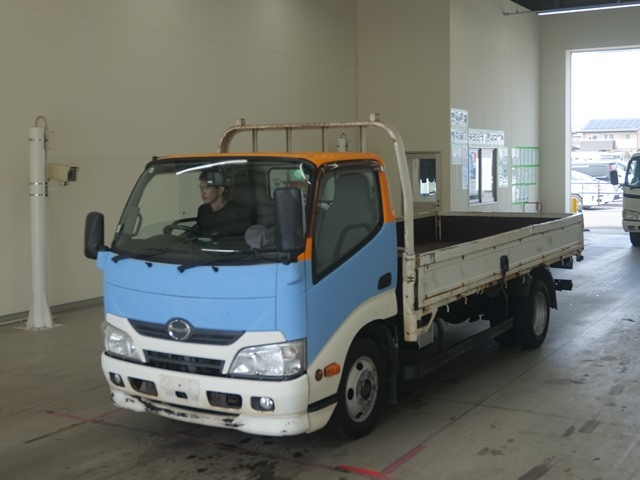 HINO DUTRO 2012