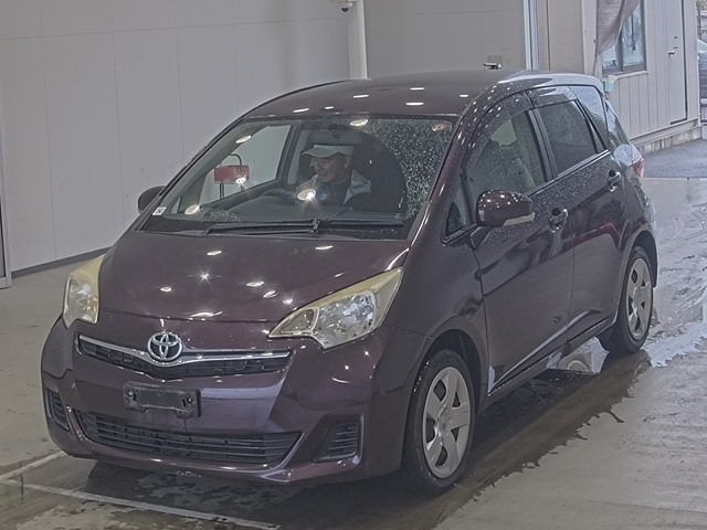 TOYOTA RACTIS 2012