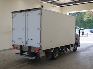 ISUZU ELF 2011