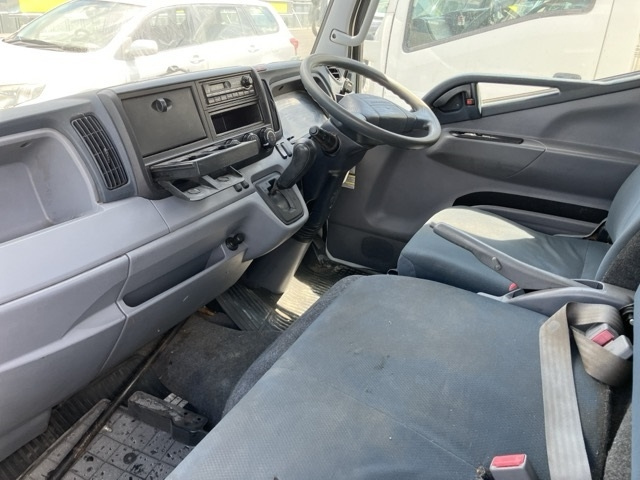 MITSUBISHI CANTER 2013