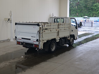 ISUZU ELF 2015