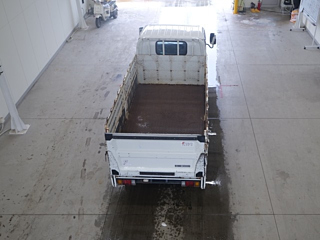 ISUZU ELF 2015