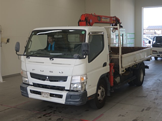 MITSUBISHI CANTER 2015