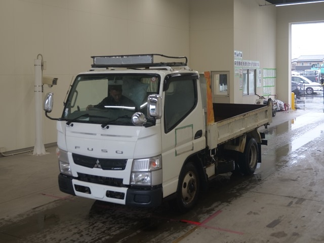 MITSUBISHI CANTER 2013