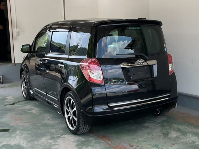 TOYOTA RACTIS 2009