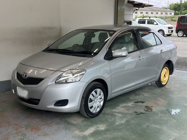 TOYOTA BELTA 2010