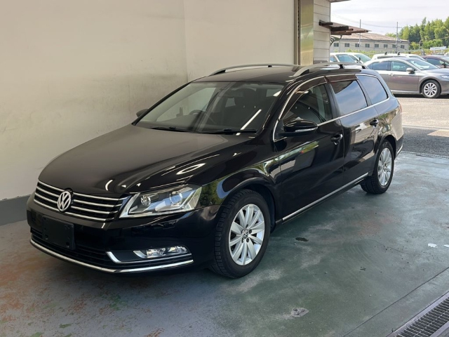 VOLKSWAGEN PASSAT VARIANT 2014