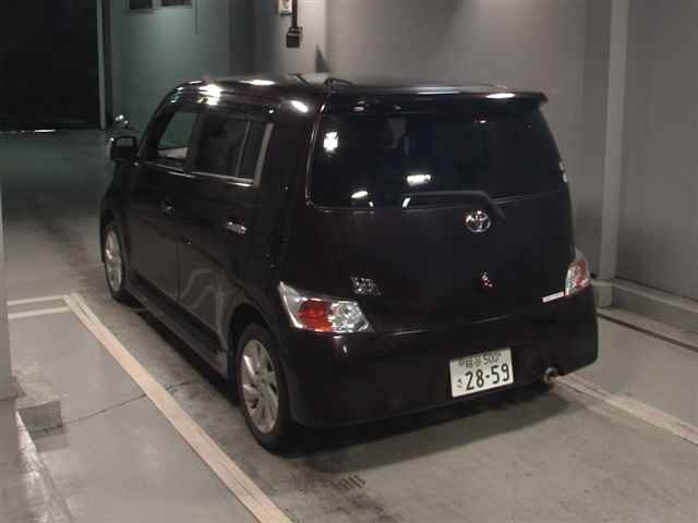 TOYOTA BB 2009