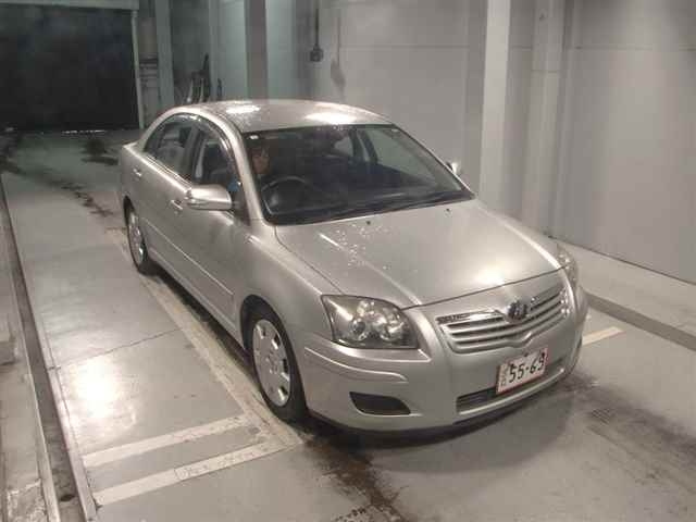TOYOTA AVENSIS SEDAN 2009