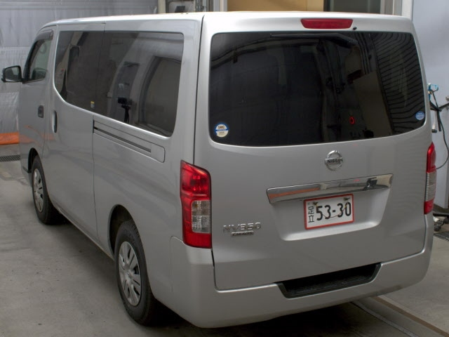 NISSAN CARAVAN 2020