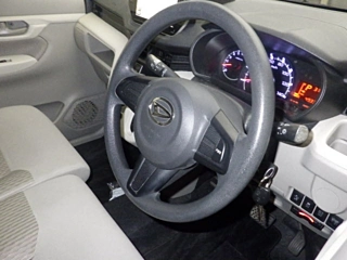 DAIHATSU MOVE 2014