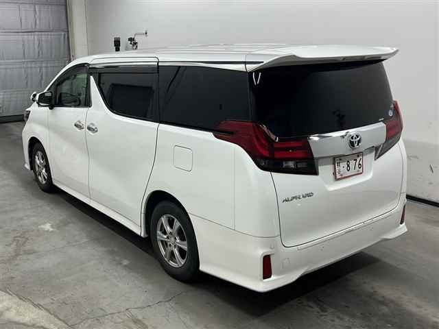TOYOTA ALPHARD 2015