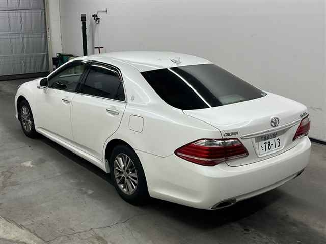 TOYOTA CROWN 2012