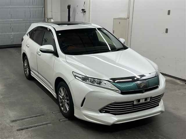 TOYOTA HARRIER 2018