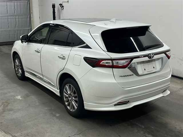 TOYOTA HARRIER 2018