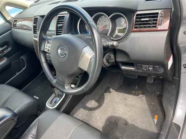 NISSAN TIIDA 2009