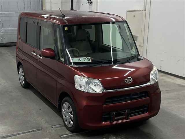 DAIHATSU TANTO 2014