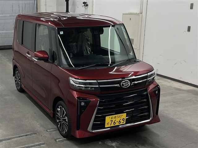 DAIHATSU TANTO 2024