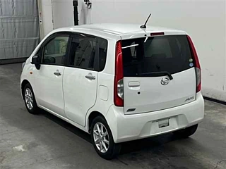 DAIHATSU MOVE 2013
