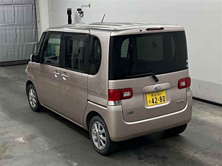 DAIHATSU TANTO 2012