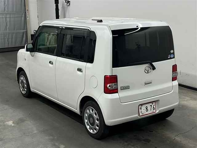 TOYOTA PIXIS SPACE 2017