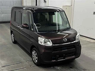 DAIHATSU TANTO 2018