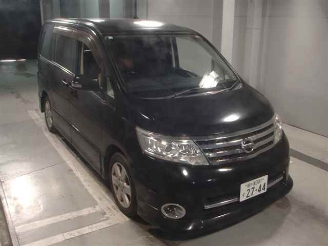 NISSAN SERENA 2010