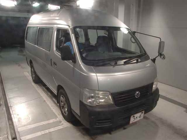 NISSAN CARAVAN BUS