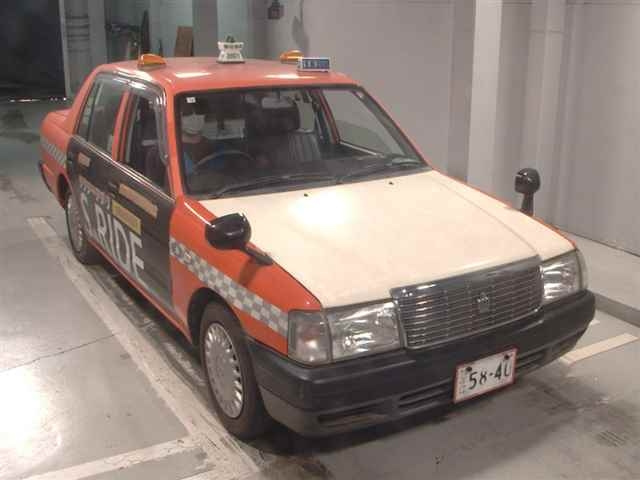 TOYOTA CROWN COMFORT 2014
