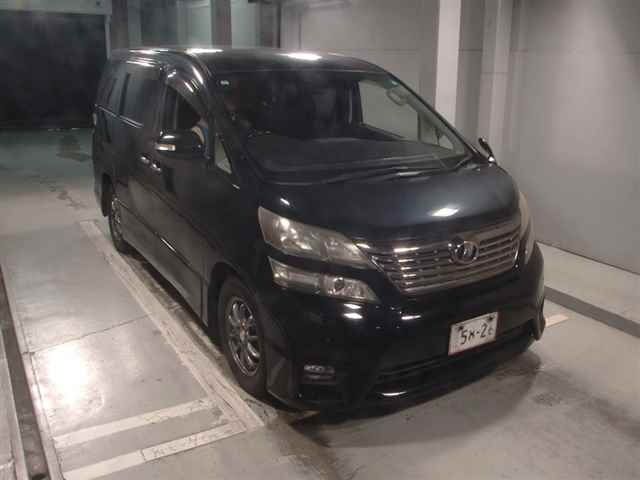 TOYOTA VELLFIRE 2009