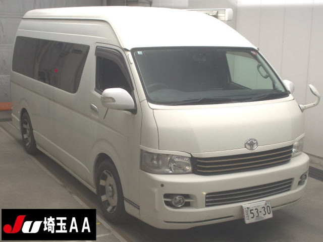 TOYOTA HIACE VAN 2009