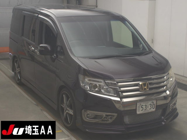 HONDA STEP WAGON 2015