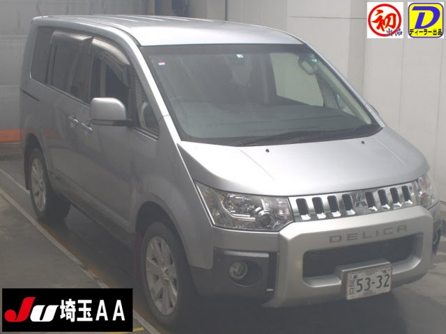 MITSUBISHI DELICA D5