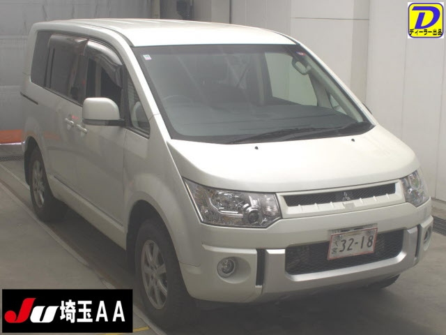 MITSUBISHI DELICA D5 2016