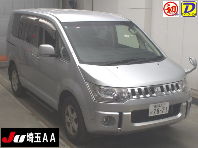 MITSUBISHI DELICA D5 2013