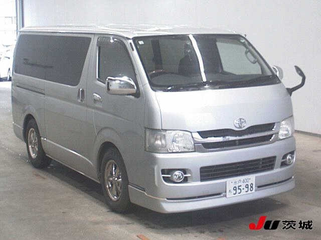 TOYOTA REGIUS ACE VAN