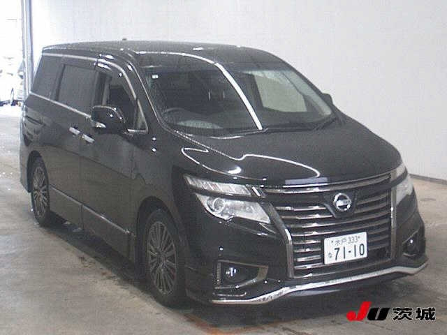 NISSAN ELGRAND 2017