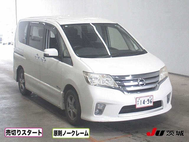 NISSAN SERENA