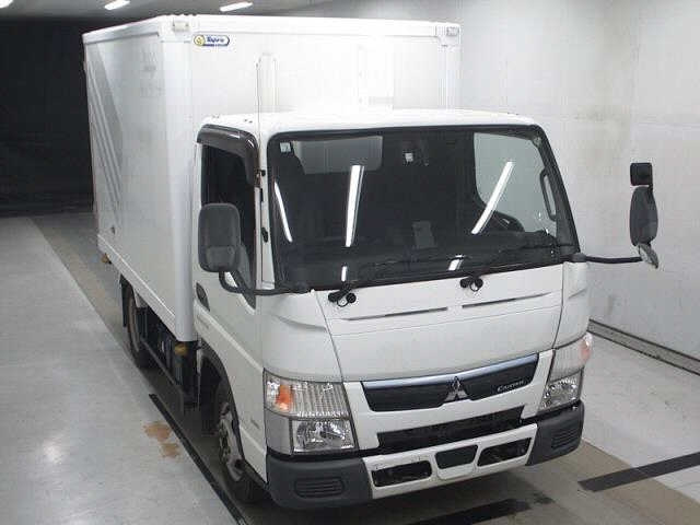 MITSUBISHI CANTER 2019