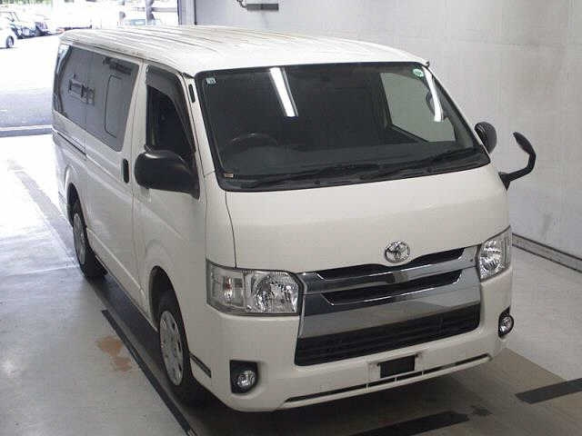 TOYOTA HIACE VAN 2014