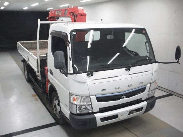 MITSUBISHI CANTER 2016