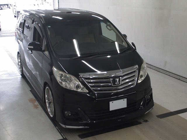 TOYOTA ALPHARD 2013
