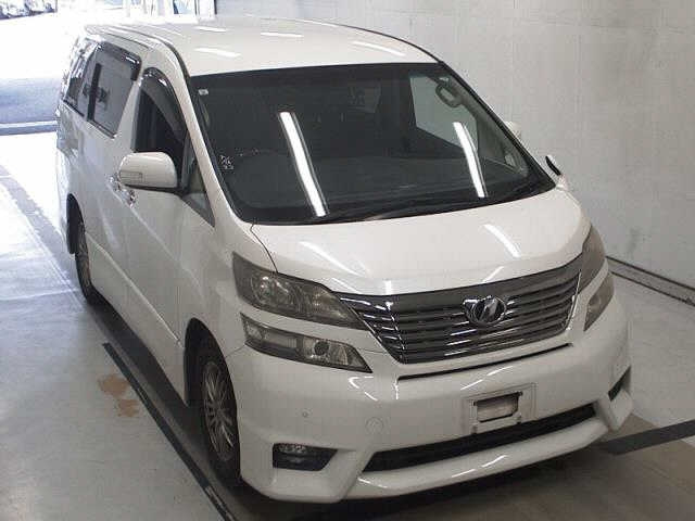 TOYOTA VELLFIRE 2009