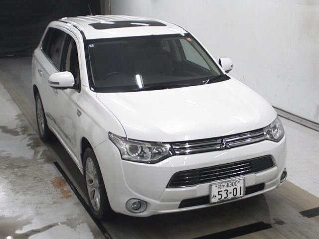 MITSUBISHI OUTLANDER PHEV 2014
