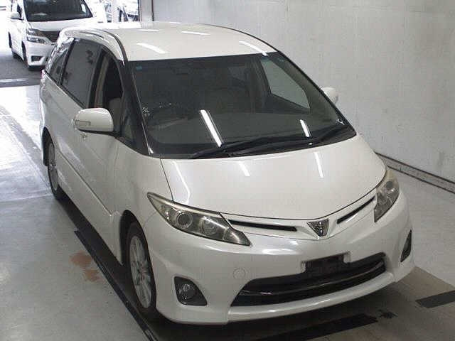 TOYOTA ESTIMA 2009