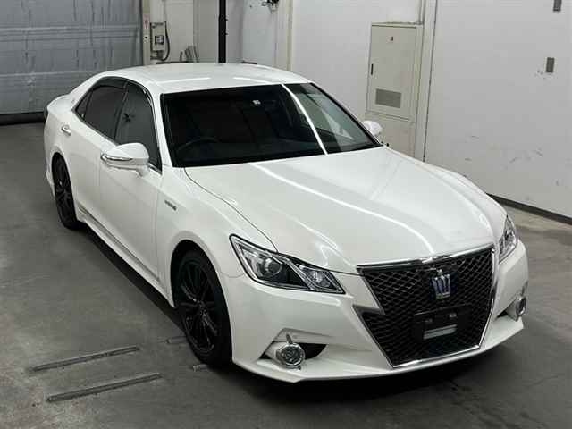 TOYOTA CROWN 2015